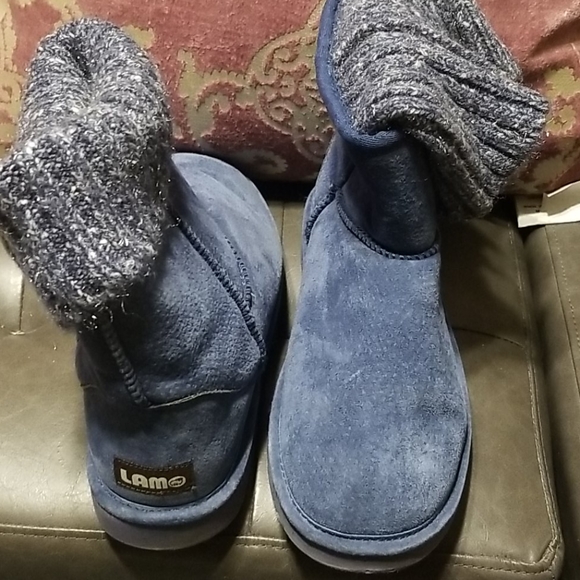 LAMO In Box Lamb Boots - Picture 2 of 11